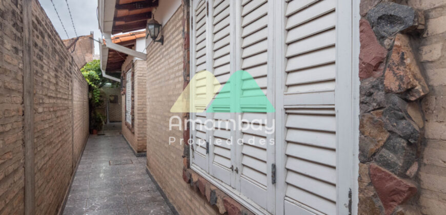 0590 CASA EN LAMBARÉ, ZONA MUNICIPALIDAD