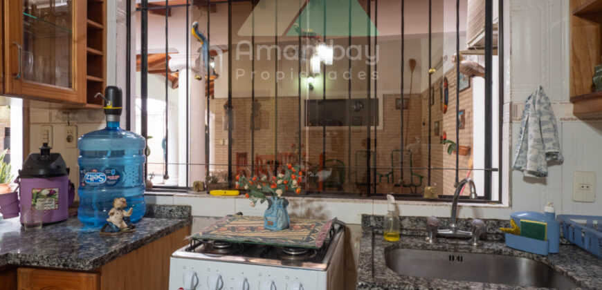 0590 CASA EN LAMBARÉ, ZONA MUNICIPALIDAD