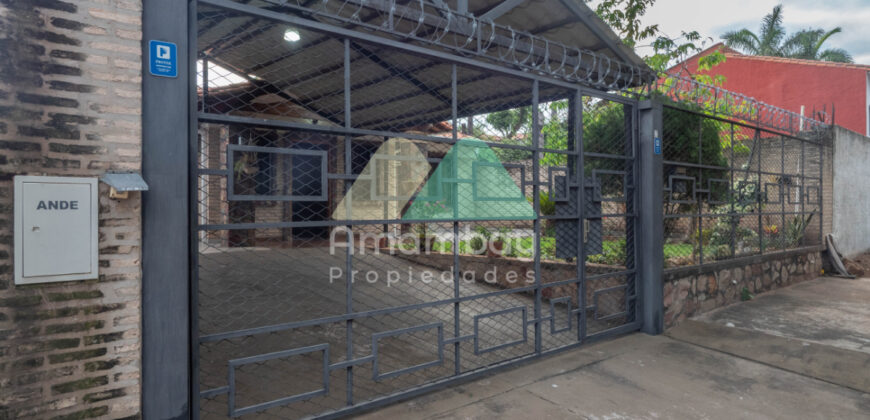 0590 CASA EN LAMBARÉ, ZONA MUNICIPALIDAD