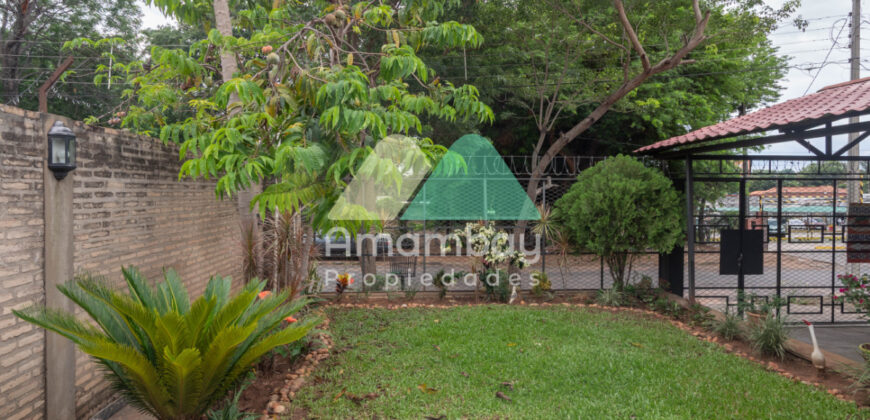 0590 CASA EN LAMBARÉ, ZONA MUNICIPALIDAD