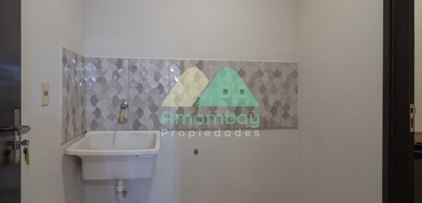 0593 DÚPLEX EN LAMBARÉ,  ZONA AVDA. SAN ISIDRO