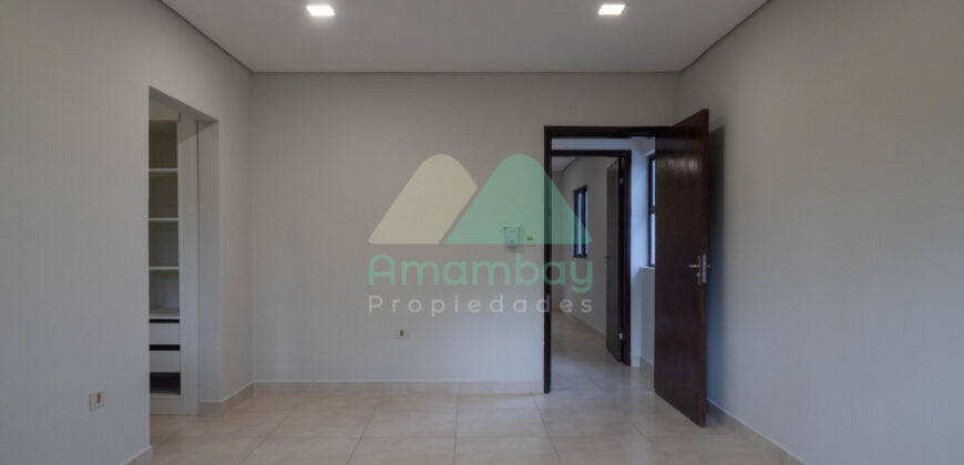 0593 DÚPLEX EN LAMBARÉ,  ZONA AVDA. SAN ISIDRO