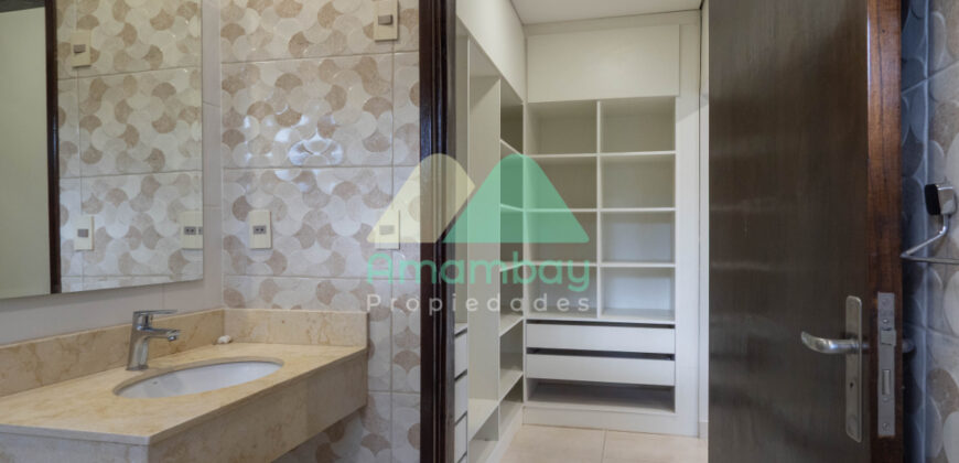 0593 DÚPLEX EN LAMBARÉ,  ZONA AVDA. SAN ISIDRO