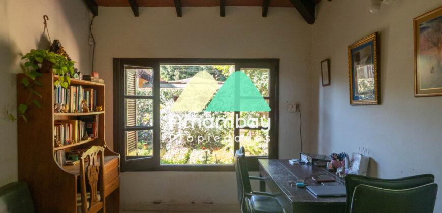 0592 CASA EN BARRIO SANTA LIBRADA, ZONA IGLESIA CAPUCHINOS