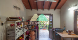 0592 CASA EN BARRIO SANTA LIBRADA, ZONA IGLESIA CAPUCHINOS