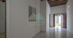 0595 DÚPLEX EN LAMBARÉ, BARRIO SAN ANTONIO