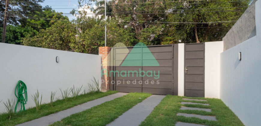 0595 DÚPLEX EN LAMBARÉ, BARRIO SAN ANTONIO