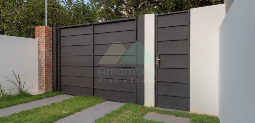 0595 DÚPLEX EN LAMBARÉ, BARRIO SAN ANTONIO