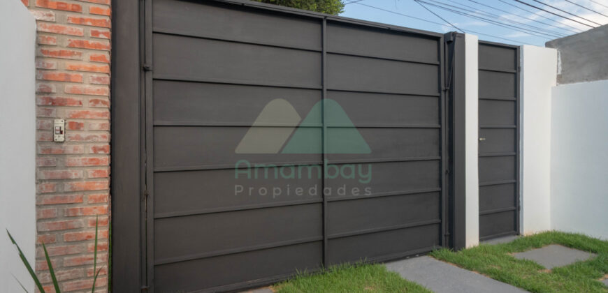 0595 DÚPLEX EN LAMBARÉ, BARRIO SAN ANTONIO