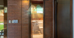 0596 CASA EN BARRIO MARISCAL ESTIGARRIBIA, ZONA CASA RICA