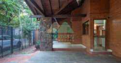 0596 CASA EN BARRIO MARISCAL ESTIGARRIBIA, ZONA CASA RICA