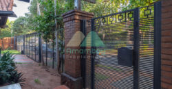 0596 CASA EN BARRIO MARISCAL ESTIGARRIBIA, ZONA CASA RICA