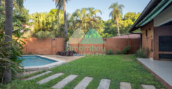 0596 CASA EN BARRIO MARISCAL ESTIGARRIBIA, ZONA CASA RICA