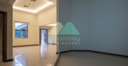 0601 RESIDENCIA EN LAMBARÉ, BARRIO PARQUES DEL YACHT
