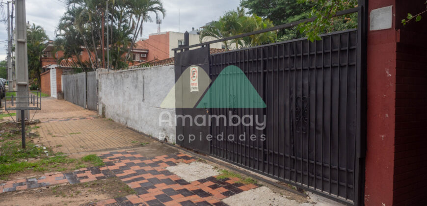 0604 TERRENO EN BARRIO HERRERA, A POCAS CUADRAS DE LA MUNICIPALIDAD