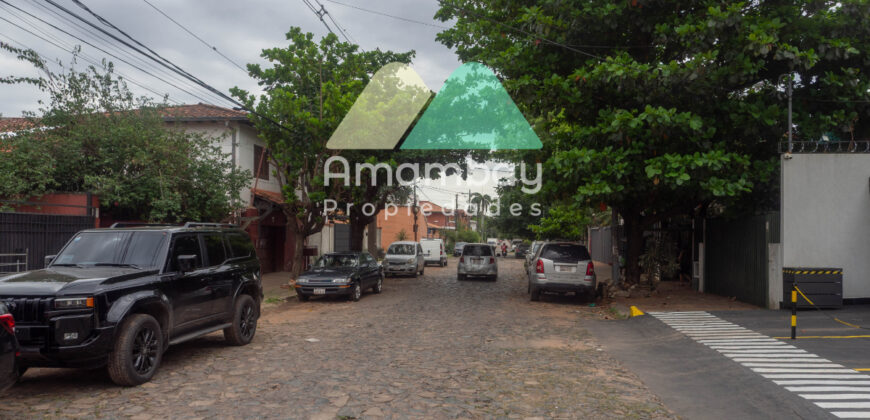 0604 TERRENO EN BARRIO HERRERA, A POCAS CUADRAS DE LA MUNICIPALIDAD