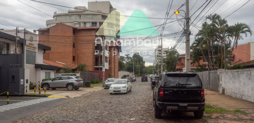 0604 TERRENO EN BARRIO HERRERA, A POCAS CUADRAS DE LA MUNICIPALIDAD